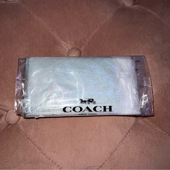 Coach Zip Card Case With Diary Embroidery - Picture 6 of 9